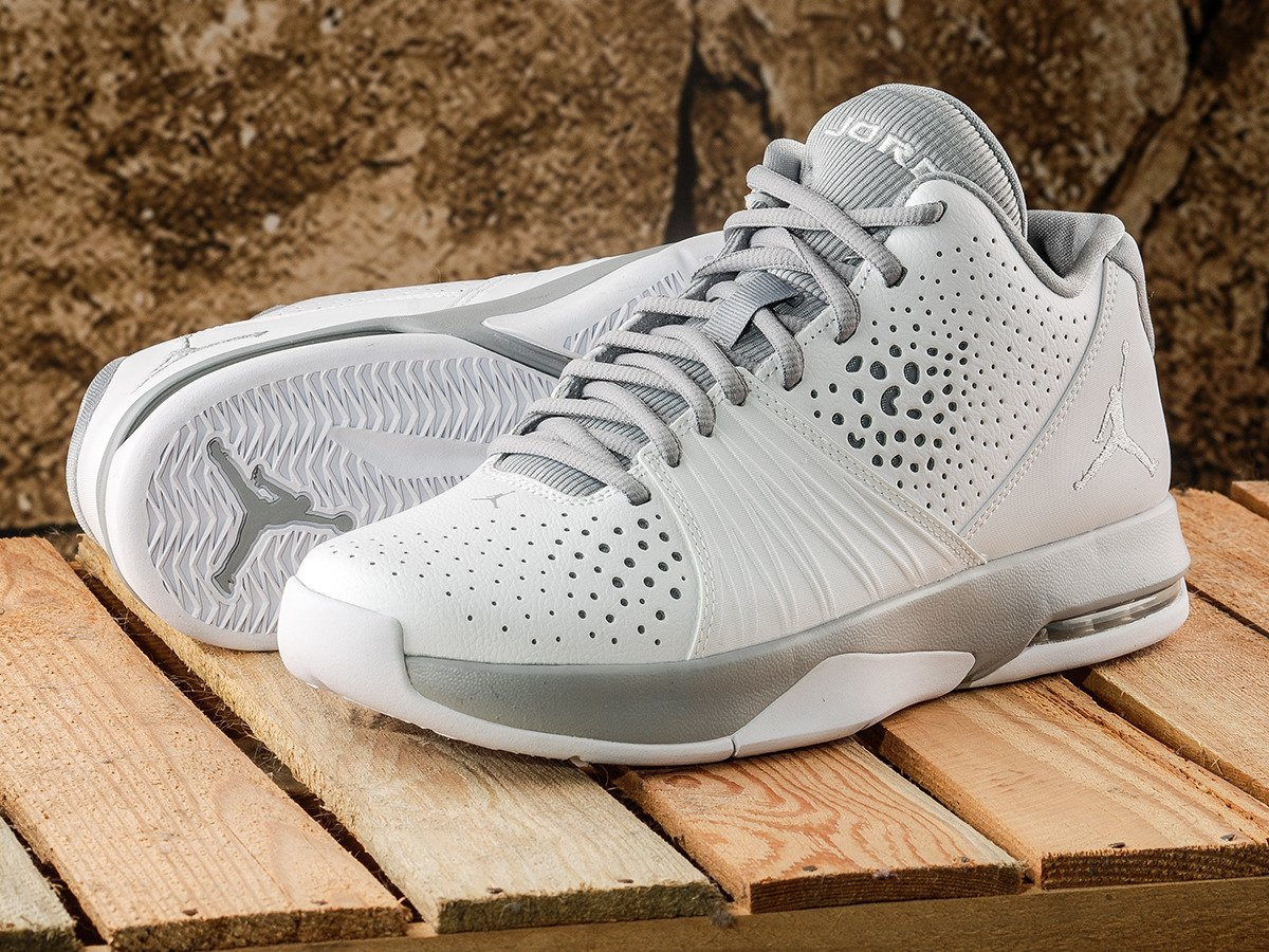 jordan 5 am