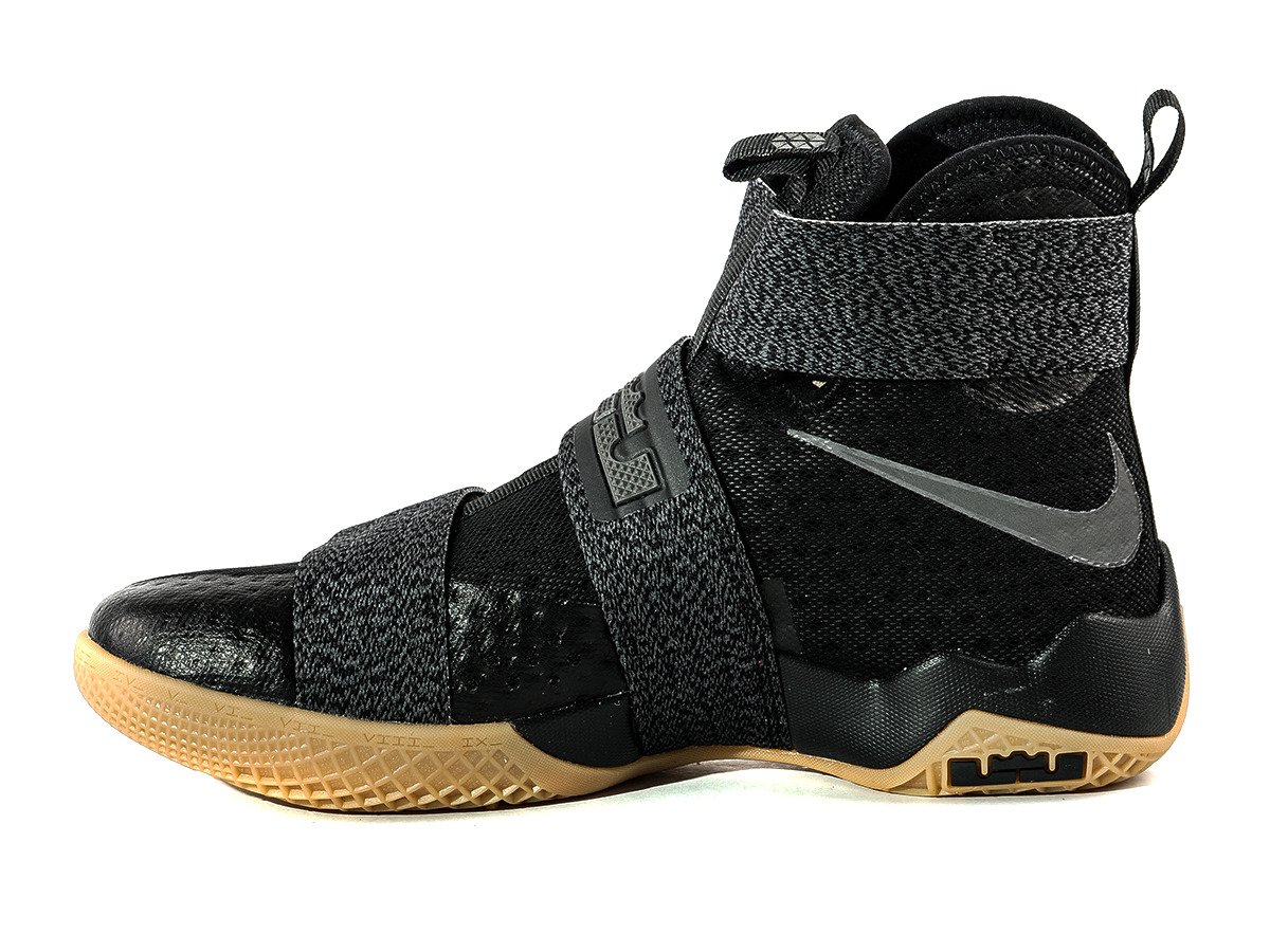 lebron sneakers soldier