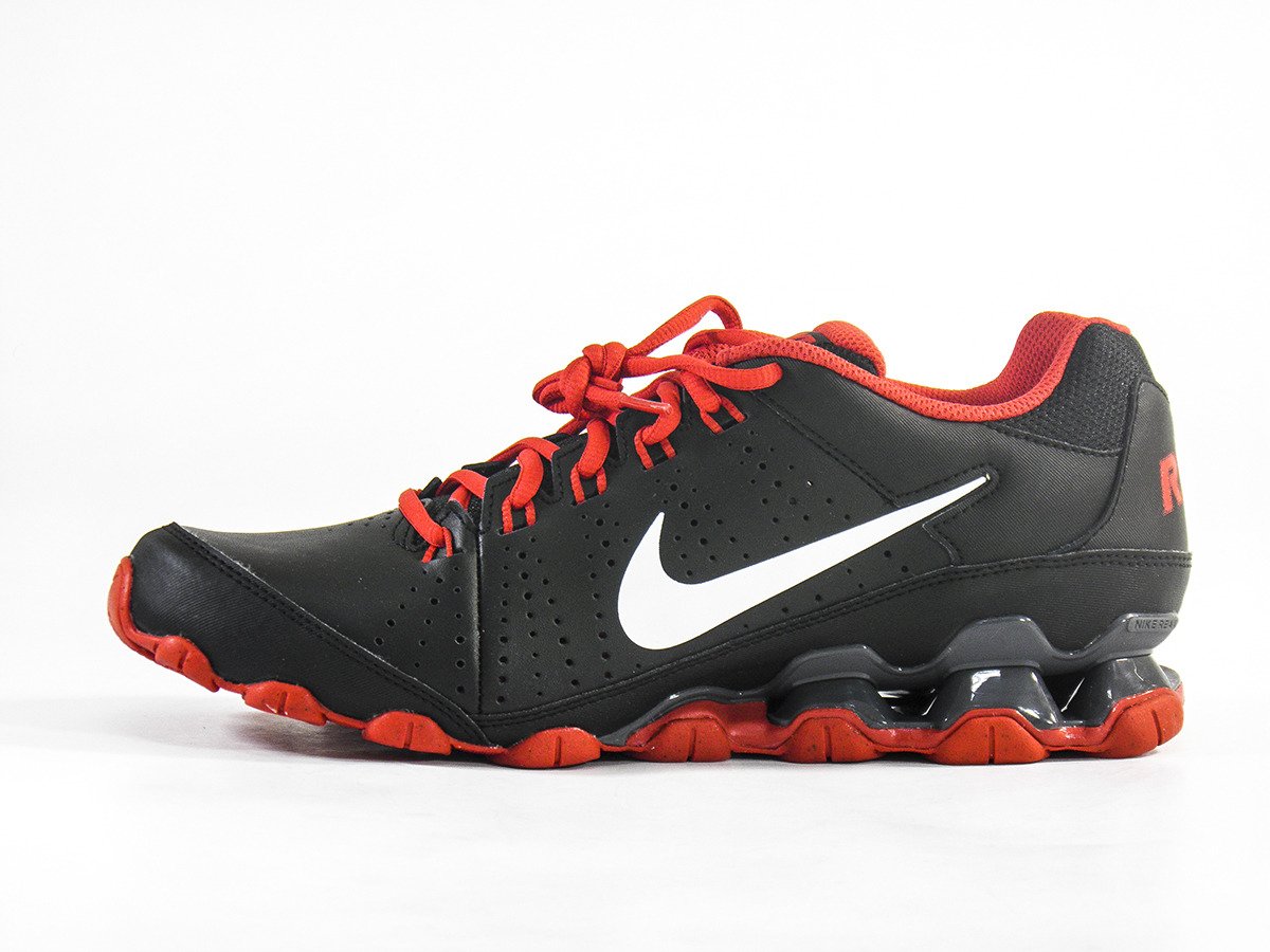 nike reax shoes