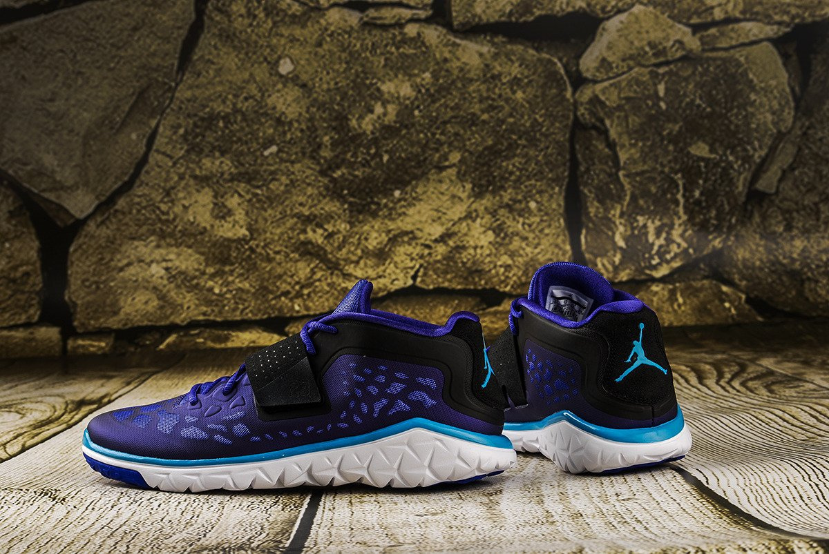 retro high obsidian unc