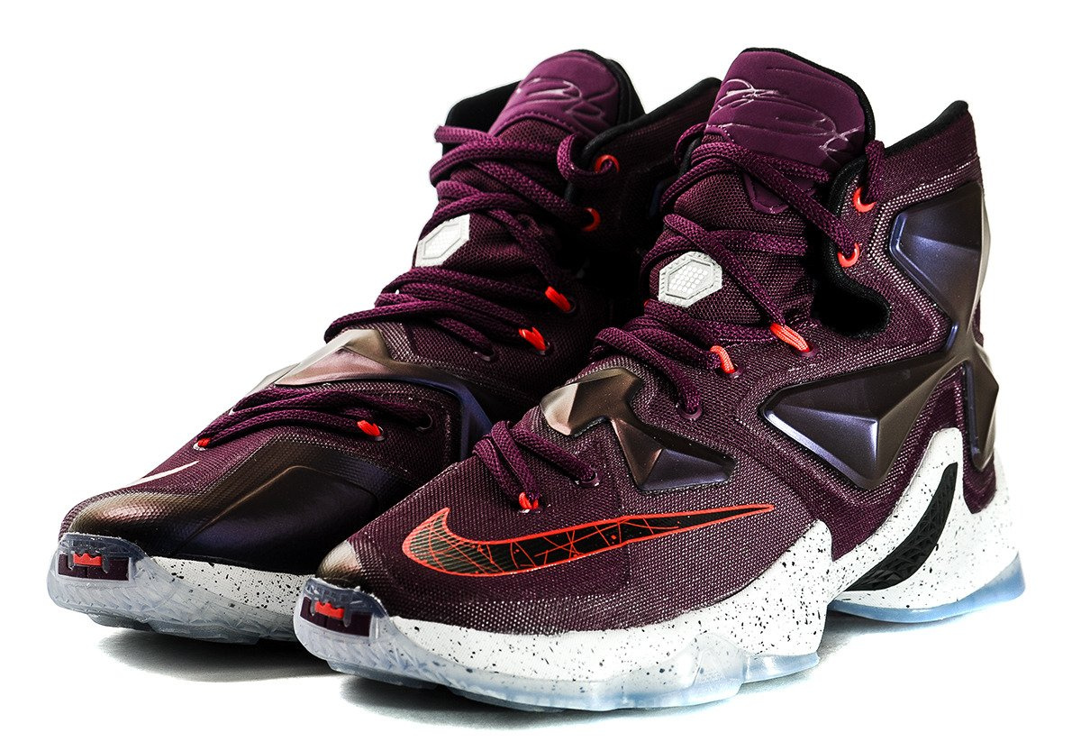 Nike LEBRON XIII Shoes 807219500 Basketball Shoes \ Basketball