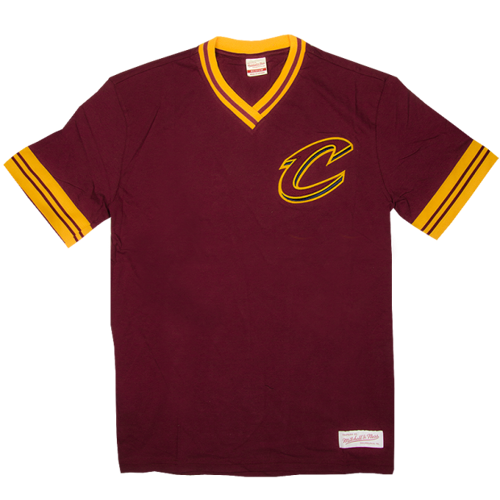 Mitchell & Ness Overtime Win Vintage 2.0 Cleveland Cavaliers T-Shirt ...