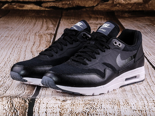 Nike Air Max 1 Ultra Essential Wmns Shoes - 704993-009