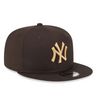 New Era 9FIFTY MLB NY New York Yankees League Essential Brown Snapback Cap - 60424694
