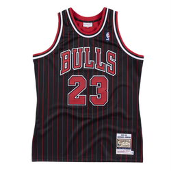Mitchell & Ness Michael Jordan NBA Chicago Bulls 1995/96 Authentic Jersey - AJY4AC18126-CBUBLCK96MJO